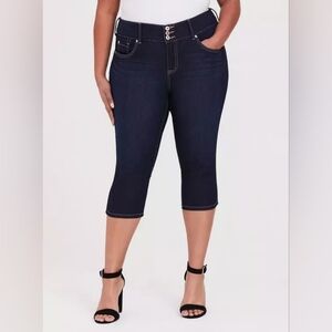 Capri Jegging Skinny Super Stretch High-Rise Jean (BOXP)